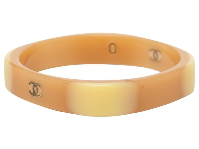 Bracciale Rigido in Resina Chanel CC Marrone - vista 2