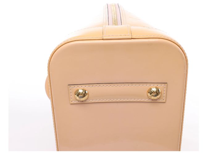 Borsa Louis Vuitton Alma PM Vernis in Beige M90170 - vista 10