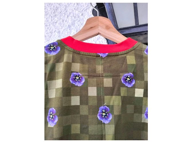 Autre Marque Camiseta verde a cuadros con flores moradas Roja Púrpura - vista 4