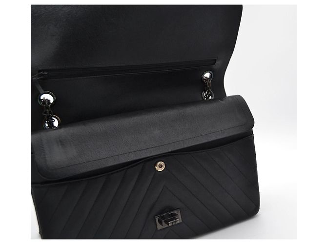 Chanel So Black Borsa a Tracolla Doppia Patta Pelle Chevron Nero - vista 12