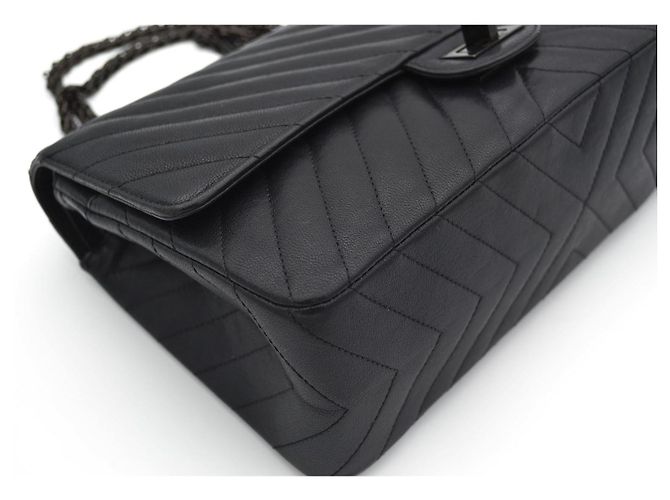 Chanel So Black Borsa a Tracolla Doppia Patta Pelle Chevron Nero - vista 8
