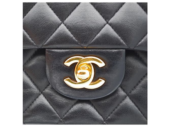 Timeless Borsa Chanel Classic Double Flap Nero Pelle d'Agnello - vista 10