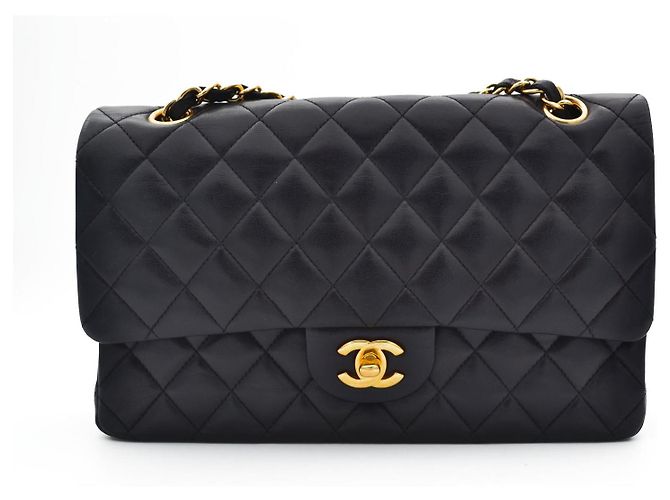 Timeless Borsa Chanel Classic Double Flap Nero Pelle d'Agnello - vista 3
