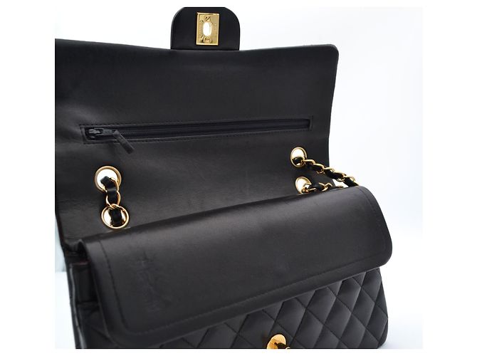 Timeless Chanel Classic Flap Medium Tasche Schwarz Leder - Ansicht 12