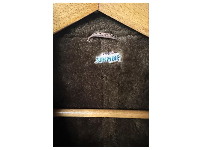 Autre Marque Seminole langer brauner Lammfellmantel mit Pelzfutter - Ansicht 2