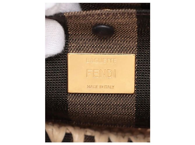 Fendi Borsa Baguette marrone in tela e rafia - vista 9