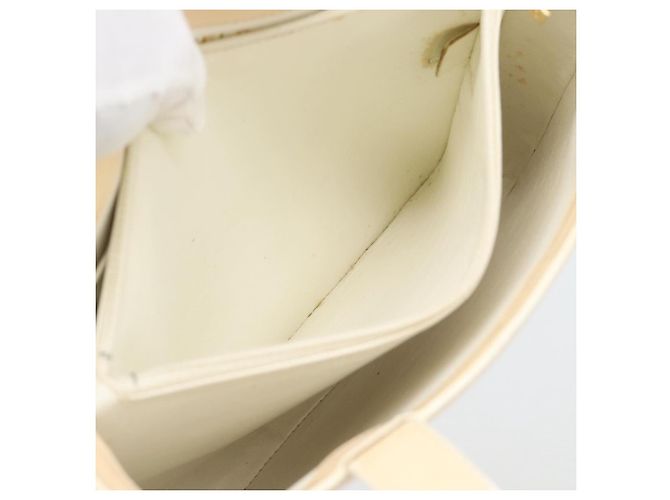 CHANEL Tote Bag Patent leather Ivory Gold CC - vista 19