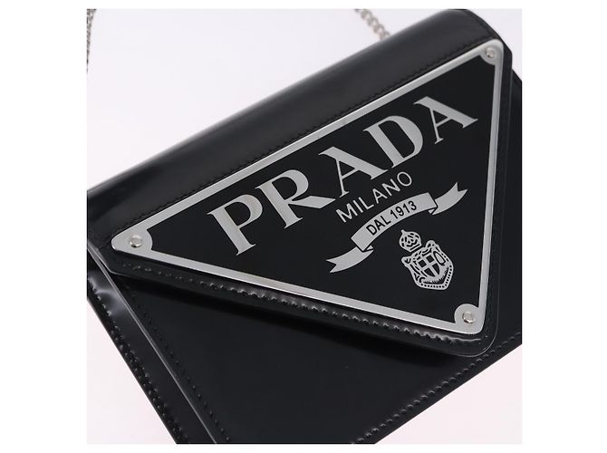 PRADA Chain Shoulder Bag Patent leather Black Silver - vista 17