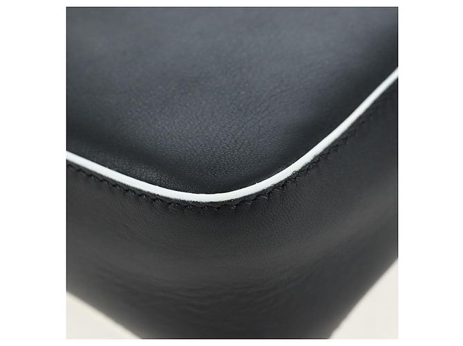FENDI Bugs Monster Mamma Baguette Leather 2way Black 8BR600 - vista 15