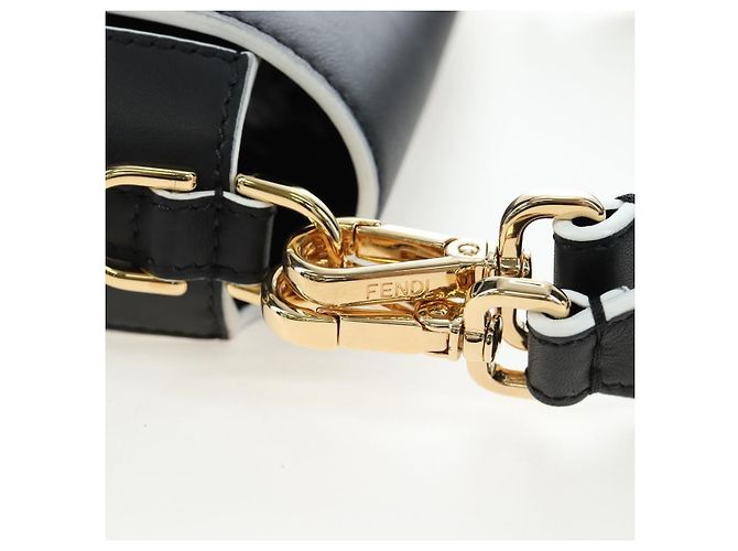 FENDI Bugs Monster Mamma Baguette Leather 2way Black 8BR600 - vista 16