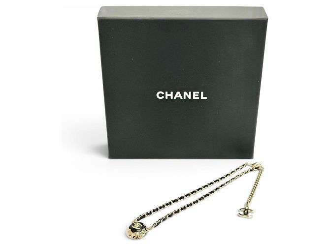 Chanel B25A Leder Coco Mark Camellia Halskette Schwarz Golden - Ansicht 2
