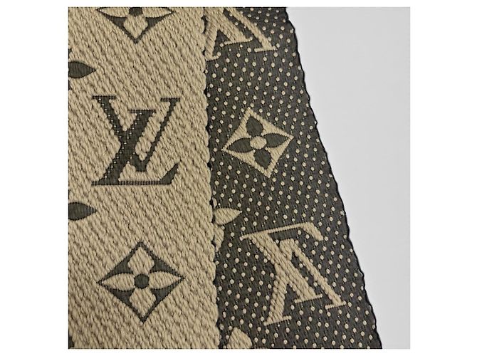 Stola Logomania in lana e seta Louis Vuitton - vista 4
