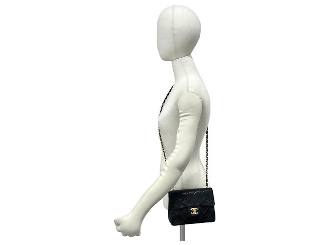 Borsa a tracolla Chanel Matelassé Coco Mark in pelle di agnello Nero - vista 2