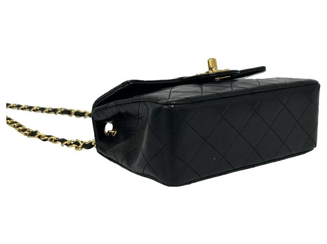 Borsa a tracolla Chanel Matelassé Coco Mark in pelle di agnello Nero - vista 7