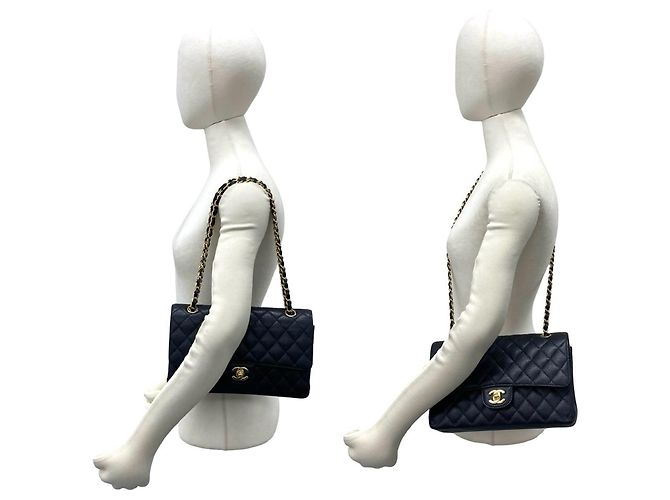 Timeless Borsa a tracolla Chanel Matelassé Double Flap Nero - vista 2