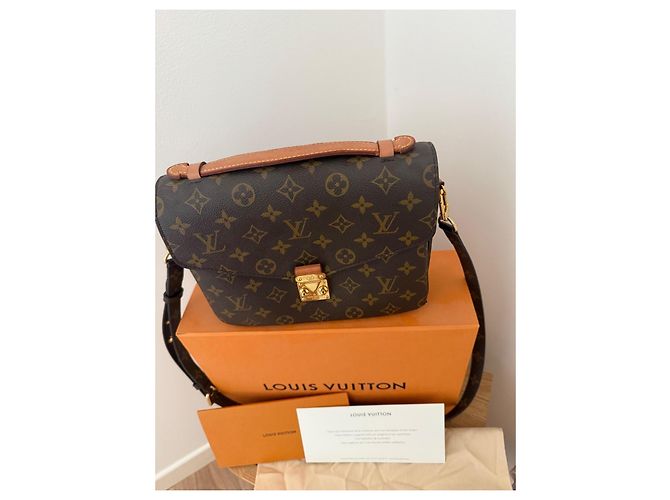 Borsa Louis Vuitton Pochette Métis Monogram Marrone - vista 2