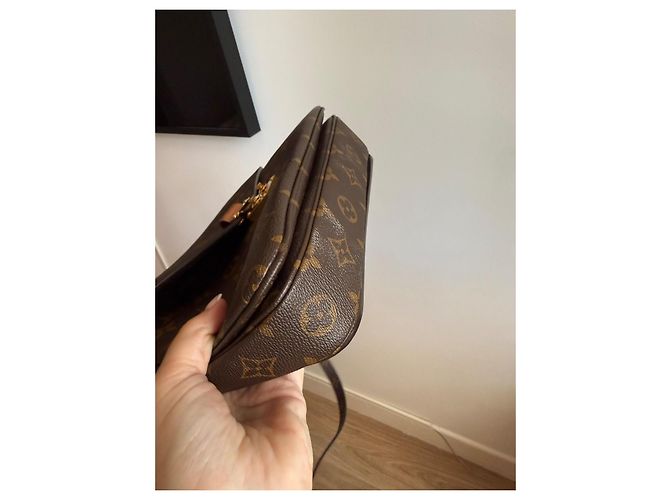 Borsa Louis Vuitton Pochette Métis Monogram Marrone - vista 8