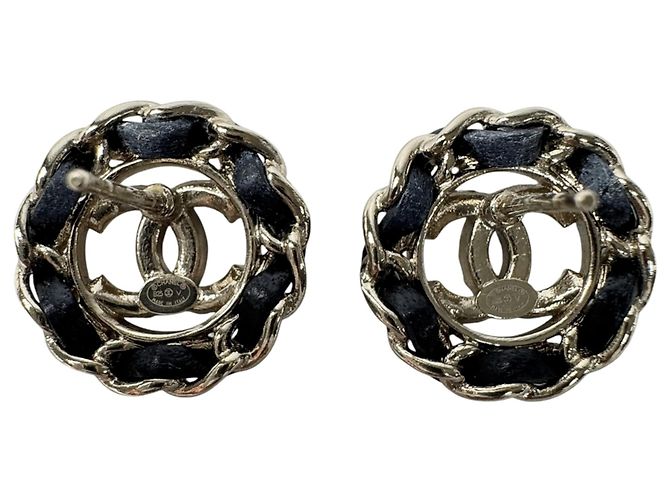 Chanel Coco Mark Lederketten-Ohrringe mit Strass Schwarz Golden - Ansicht 3
