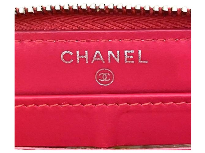 Portafoglio Chanel Matelassé in pelle verniciata rosa - vista 4