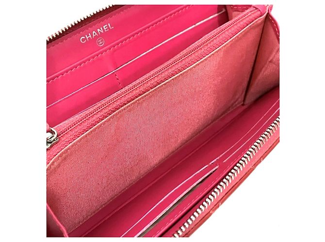 Portafoglio Chanel Matelassé in pelle verniciata rosa - vista 7