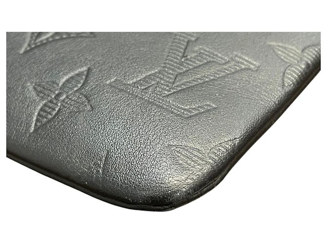 Louis Vuitton Monogram Shadow Pochette Discovery Clutch Bag Nero - vista 6