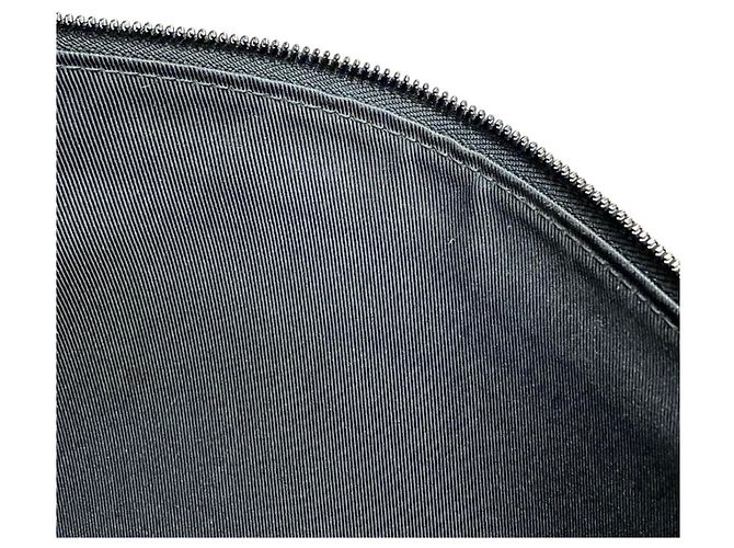 Louis Vuitton Monogram Shadow Pochette Discovery Clutch Bag Nero - vista 9