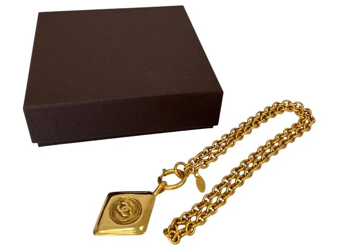 Chanel Coco Mark Halskette mit Diamantmotiv Golden - Ansicht 6