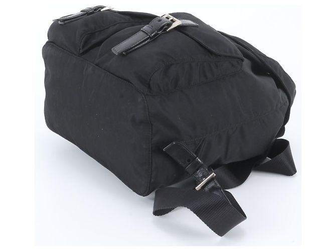 Prada Tessuto Nylon Triangle Logo Leather Backpack Black - vue 4