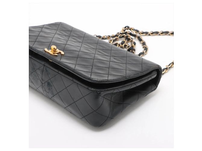 Borsa a tracolla Chanel Matelassé in pelle di agnello Nero - vista 3