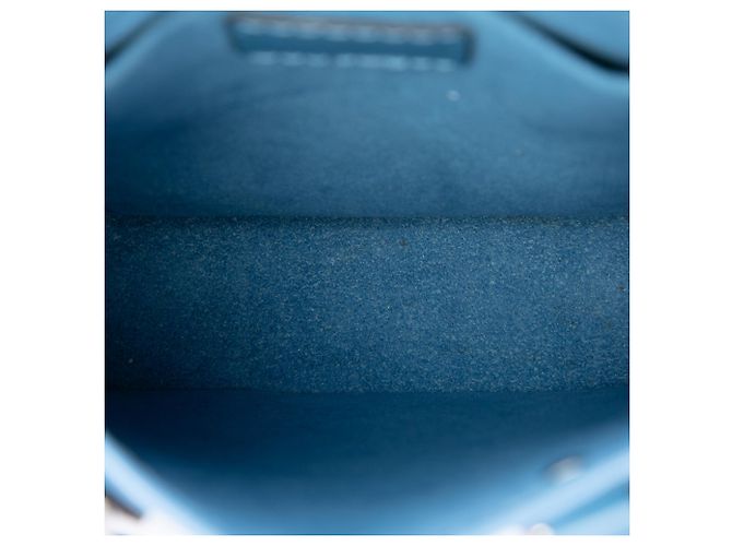 Louis Vuitton Blue Epi Petit Sac Plat - vista 4