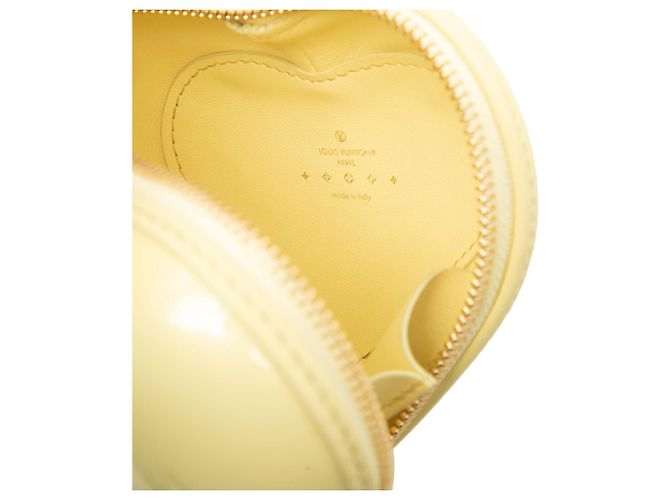 Louis Vuitton Yellow Monogram Vernis Keep My Heart Chain Crossbody Giallo - vista 5