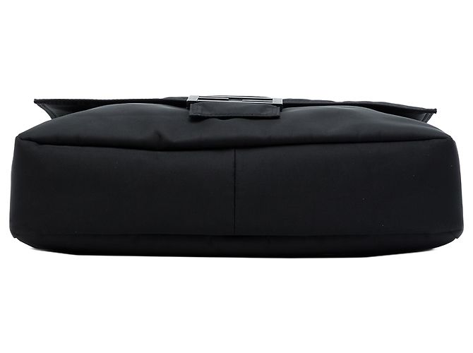 Borsa Messenger Baguette Fendi in nylon nero - vista 3