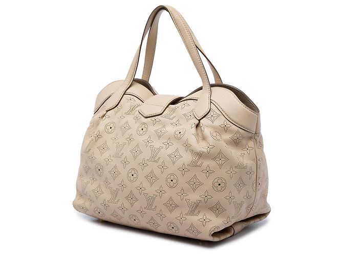 Louis Vuitton Beige Monogram Mahina Cirrus PM - Ansicht 2
