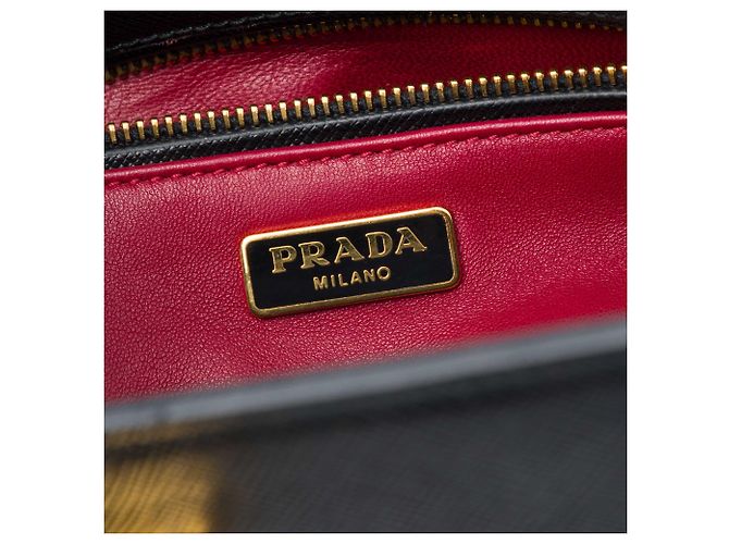 Borsa Prada Black Bicolor Saffiano con doppia chiusura a rotazione - vista 5