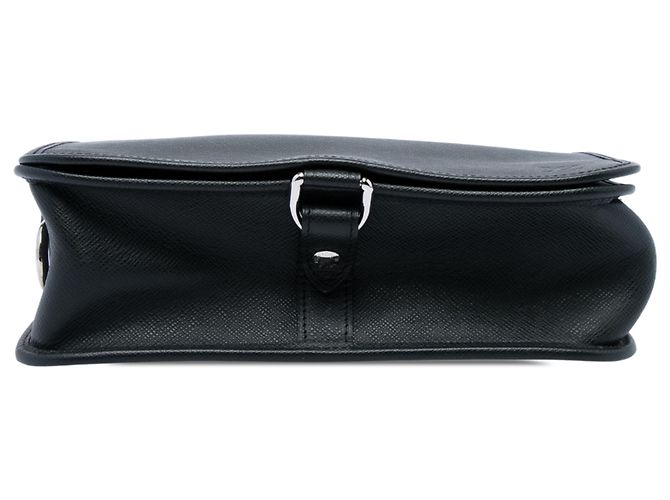 Louis Vuitton Black Taiga Andrei Nero - vista 3