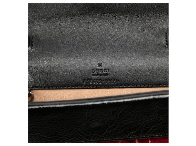 Gucci Mini Dionysus Crossbody in velluto rosso GG - vista 5