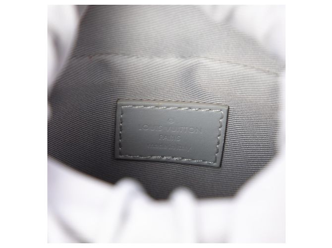 Louis Vuitton Monogram Chalk Nano Sling Bag Grau Braun - Ansicht 5