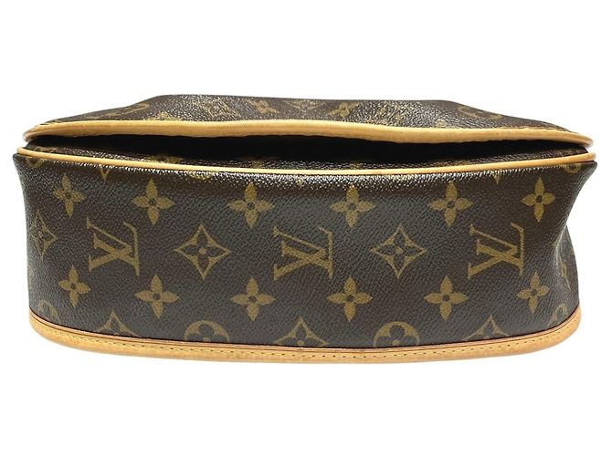Borsa a tracolla Louis Vuitton Menilmontant PM Marrone - vista 3