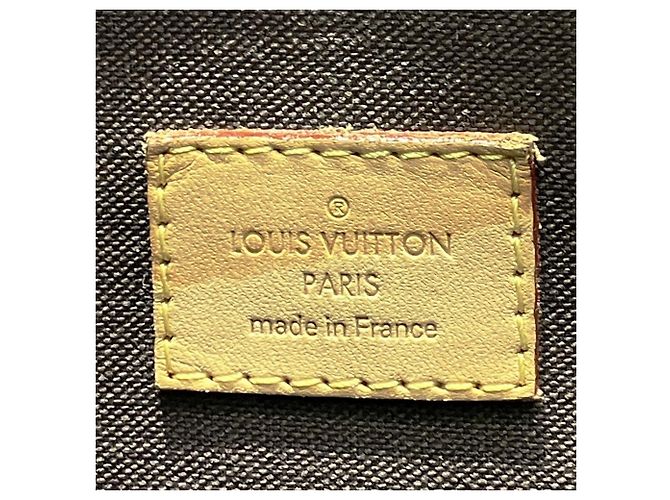 Borsa a tracolla Louis Vuitton Menilmontant PM Marrone - vista 4