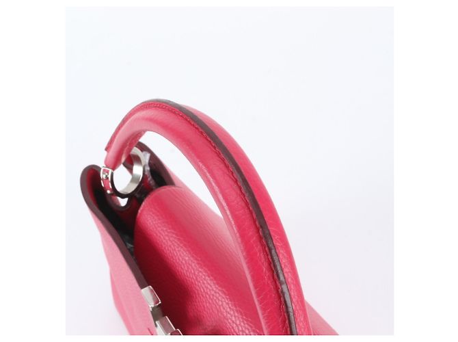 Borsa Louis Vuitton Capucines MM Rosa - vista 2