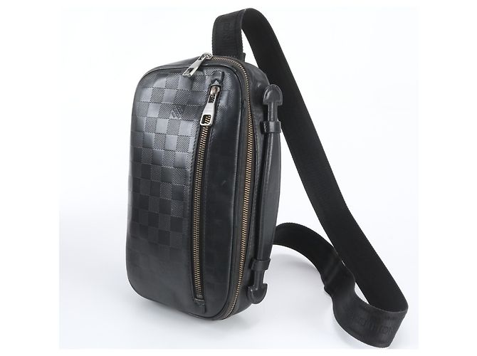 Pouch/Borsa a tracolla Louis Vuitton Damier Infini Ambrelle in pelle Nero - vista 3