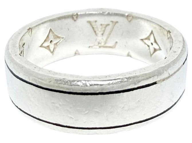 Louis Vuitton Men's LV Spike Band Ring - view 4