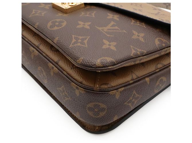 Louis Vuitton Pochette Metis MM Marrone - vista 3