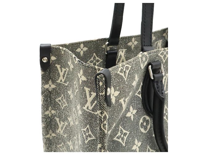 Borsa Tote Louis Vuitton OnTheGo MM Nero - vista 7