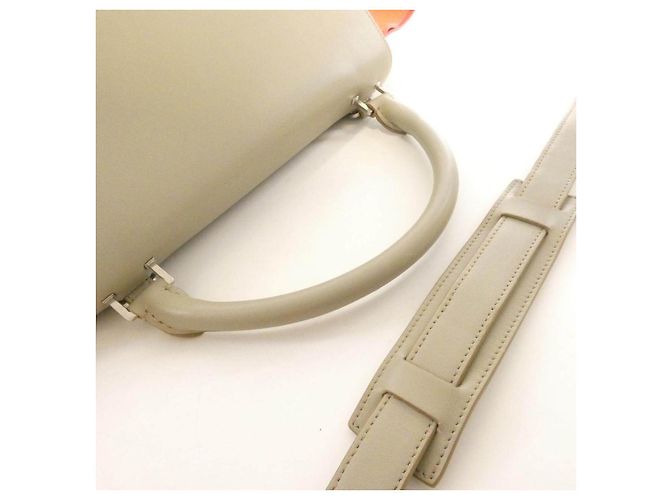 16 Céline Bolso Celine Small Trapeze de piel de becerro Roja - vista 5