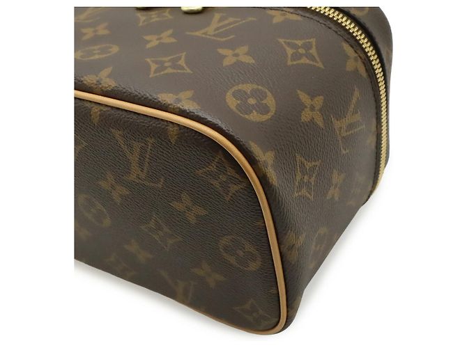 Louis Vuitton Nice Mini Cosmetic Pouch Brown - view 3
