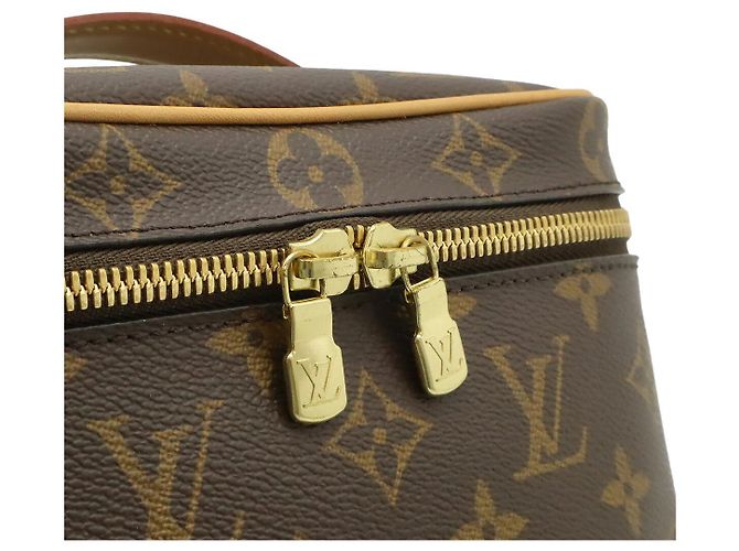 Louis Vuitton Nice Mini Cosmetic Pouch Brown - view 7