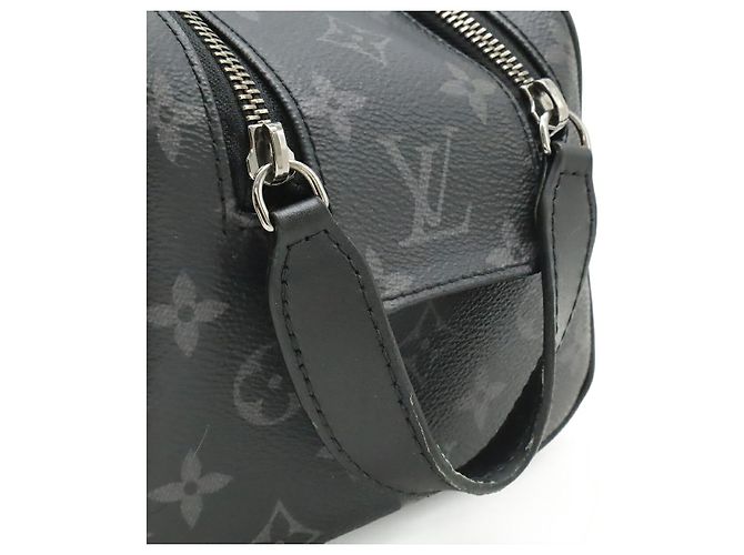 Necessaire Louis Vuitton Preto - vista 4