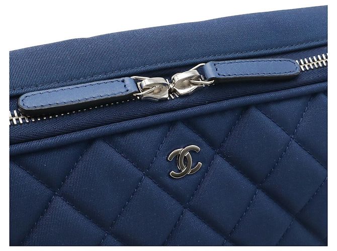 Borsa per laptop Chanel Matelassé Blu - vista 4
