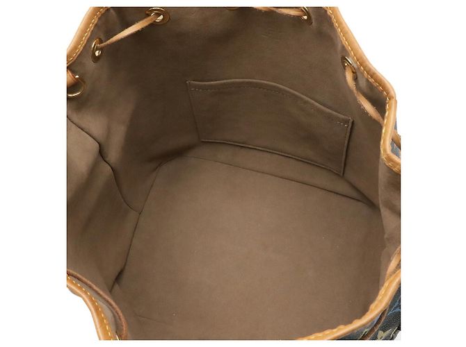 Borsa a tracolla Louis Vuitton Petit Noe Nero - vista 8